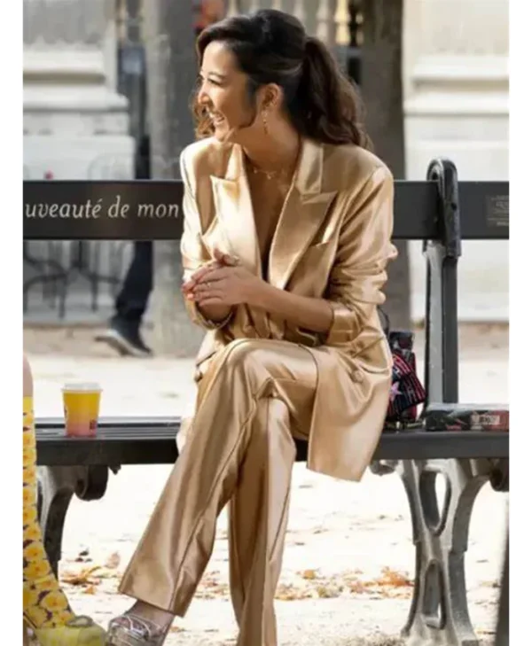 Emily in Paris S03 Ashley Park Suit