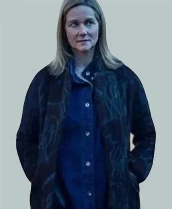 Laura Linney Ozark S04 Coat