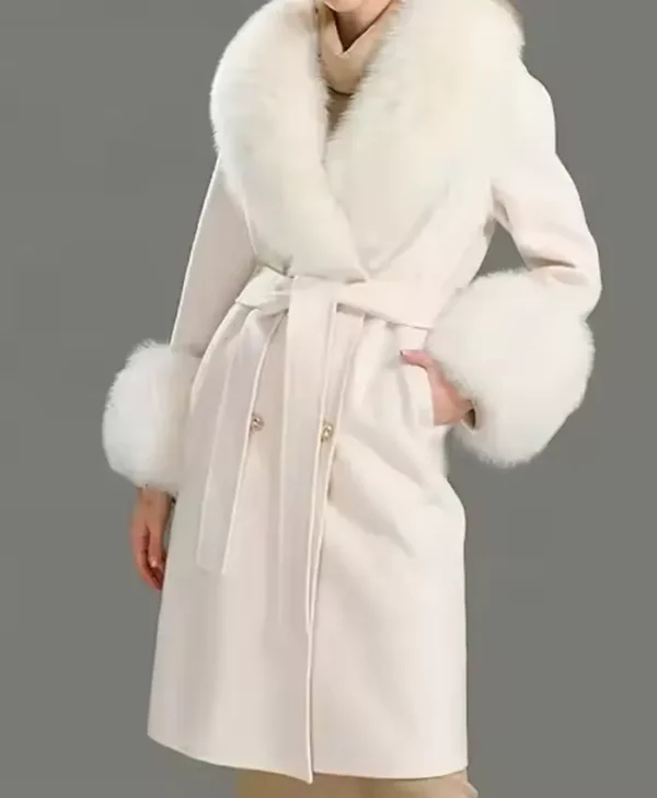 Women’s Slim Fit Fox Fur White Coat