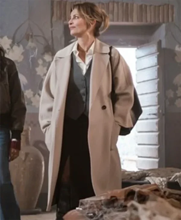 Violante Placido La Dolce Villa Beige Trench Coat